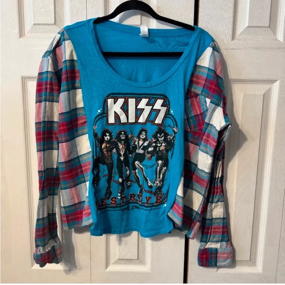 Kiss Teal Blue Graphic Top with Plaid Flannel Sleeves
